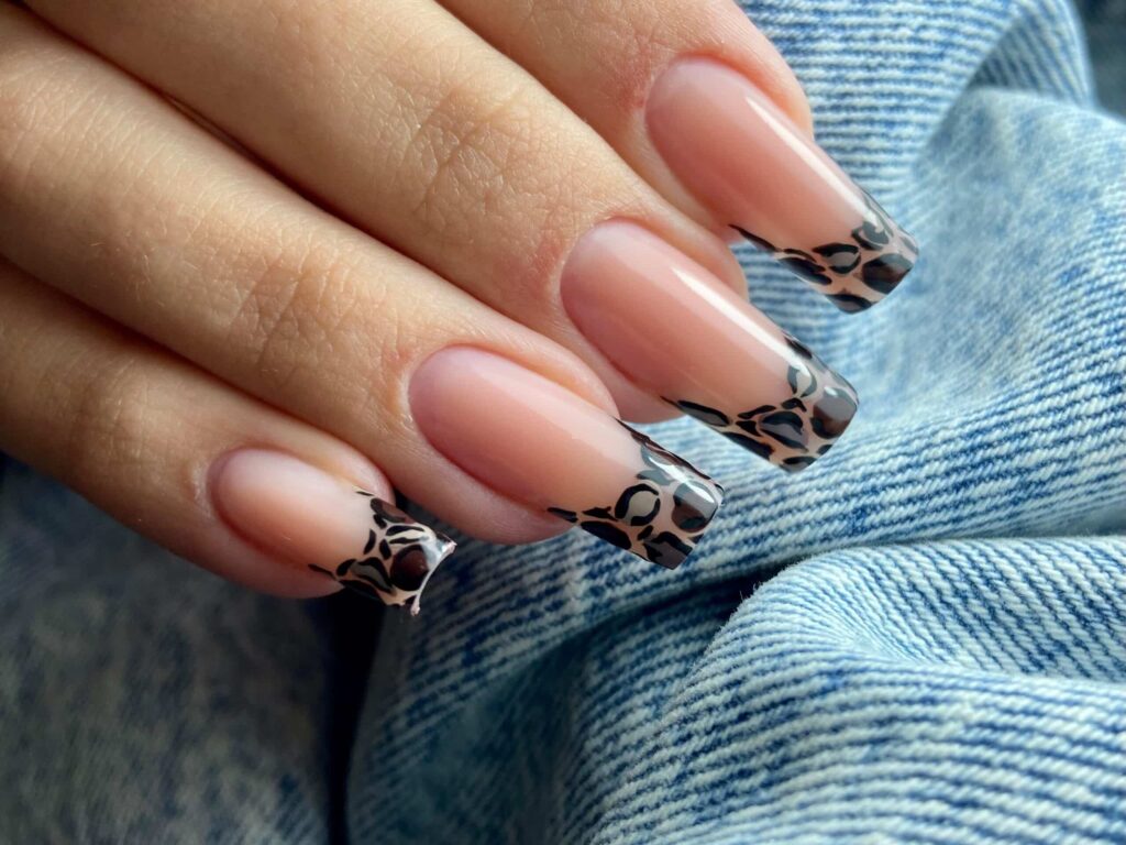 Manicure w Derkomed – zdjęcie 3